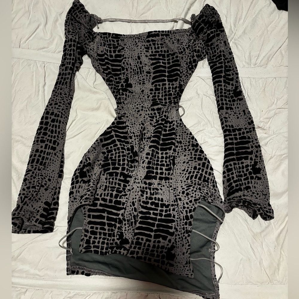 Small Fashion Nova backless mini dress